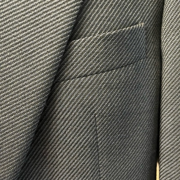 Giorgio Armani Sports Blazer (Dry Cleaned) - Picture 12 of 13